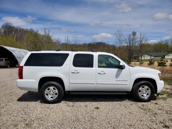 2011 Chevy Suburban 1500 LT for sale in Nashville, IN – photo 5