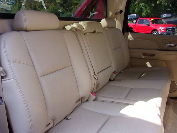 2007 Cadillac Escalade EXT 6.2L V8 4WD, 149k Miles, Maroon/Tan,... for sale in Franklin, ME – photo 12