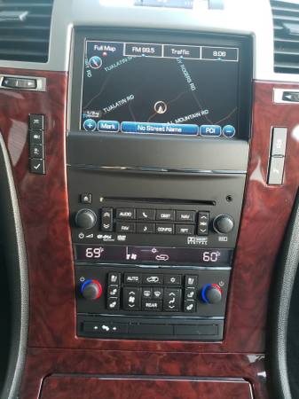 2012 Cadillac Escalade AWD - ONLY 26k Miles!!!!! for sale in Portland, WA – photo 17