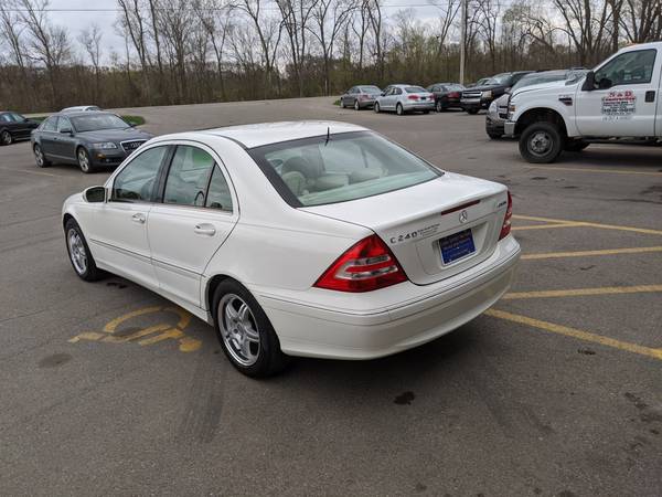2005 Mercedes C240 - - by dealer - vehicle automotive for sale in Evansdale, IA – photo 9