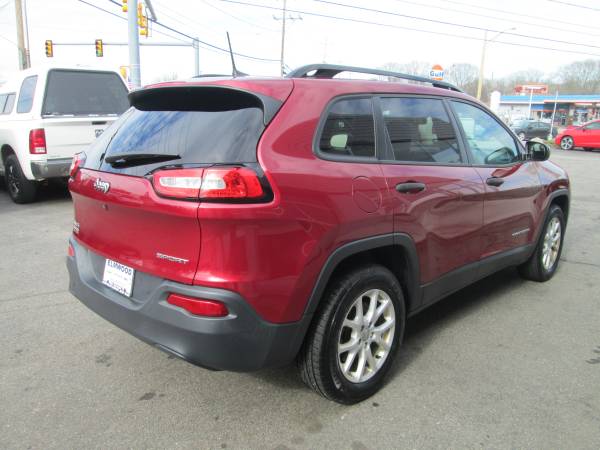 2016 jeep cherokee sport 4cl 4wd great on gas - - by for sale in East Providence, RI – photo 5