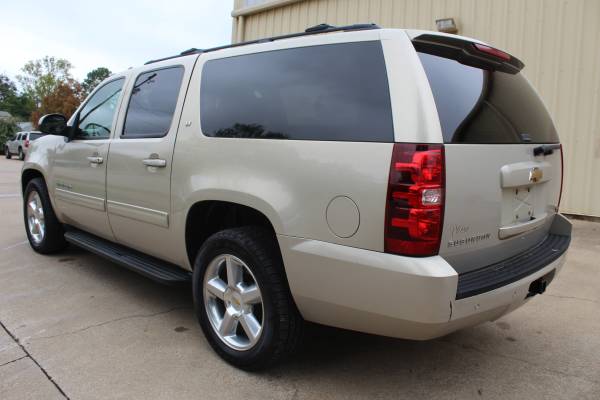 2011 SUBURBAN LT OWNER FINANCE - cars & trucks - by dealer - vehicle... for sale in Tyler, TX – photo 5