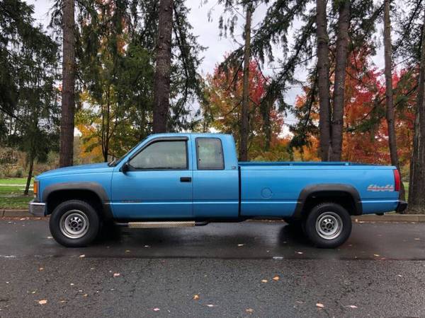 1995 GMC SIERRA 2500 SL 4WD ford chevrolet toyota tacoma tundra -... for sale in Milwaukie, OR – photo 4