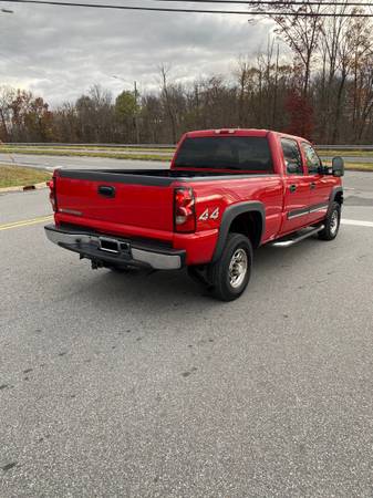 2006 Chevy 2500 duramax - cars & trucks - by owner - vehicle... for sale in Reidsville, NC – photo 4