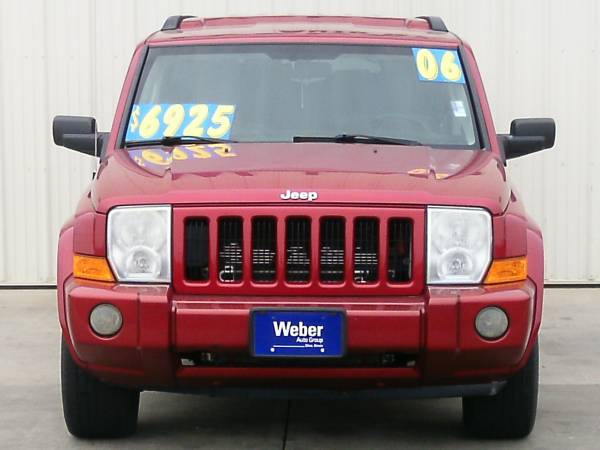 2006 Jeep Commander-4X4! VERY RELIABLE AND AFFORDABLE! for sale in Silvis, IA – photo 4