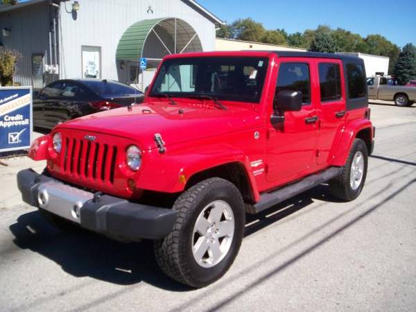 2011 Jeep Wrangler Unlimited Sahara 4WD - cars & trucks - by dealer... for sale in NOBLESVILLE, IN – photo 2