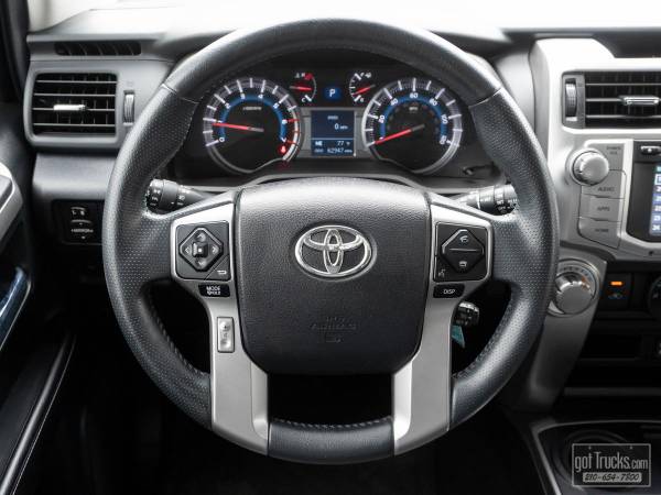 2016 Toyota 4Runner SR5 Premium - - by dealer for sale in San Antonio, TX – photo 19