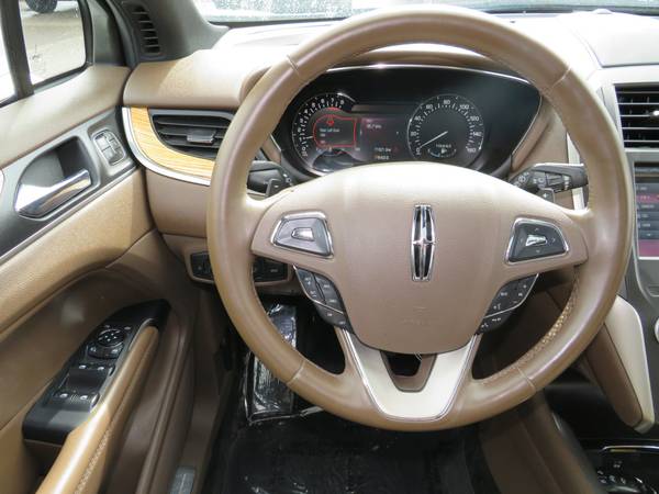 2015 Lincoln MKC Base - - by dealer - vehicle for sale in Duluth, MN – photo 11