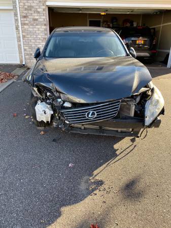 Wrecked Lexus for sale in Minneapolis, MN – photo 3