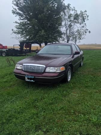 Ford Crown Victoria Car for sale in WINDOM, MN – photo 8
