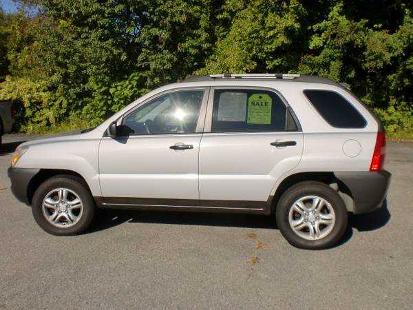 2008 kia sportage 4x4 - cars & trucks - by dealer - vehicle... for sale in North Chelmsford, MA – photo 2