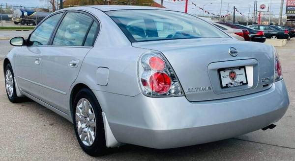 2006 NISSAN ALTIMA - - by dealer - vehicle automotive for sale in Rock Island, IA – photo 3