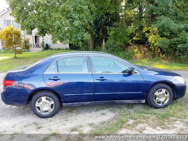 2005 Honda Accord - NO ACCIDENTS OR DAMAGE reported to Carfax for sale in Farmingdale, PA – photo 12