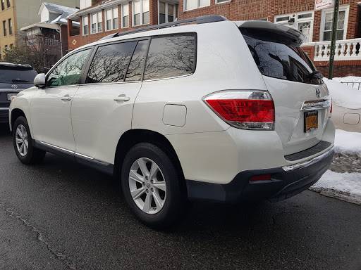 2012 Toyota Highlander AWD 8-PASS 69K Miles - - by for sale in Brooklyn, NY – photo 2