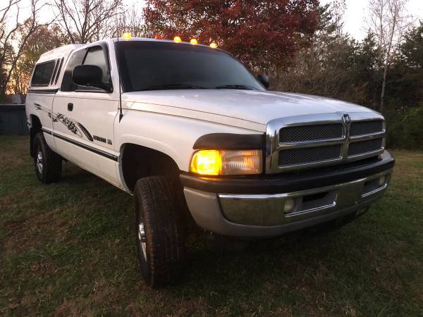 97 Dodge Ram 2500 4X4 - cars & trucks - by owner - vehicle... for sale in Goodview, VA – photo 5