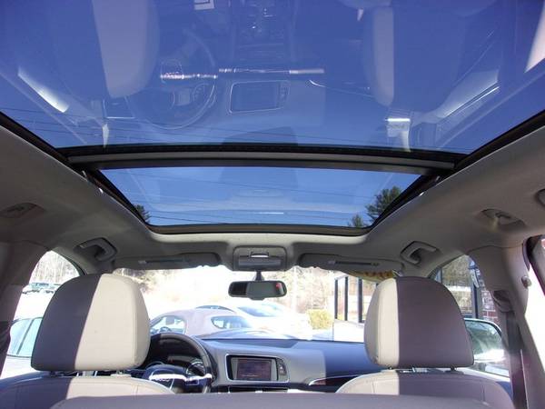 2011 Audi Q5 3.2 Quattro Prestige AWD, Auto, 103K Miles, P.Roof,... for sale in Franklin, VT – photo 13