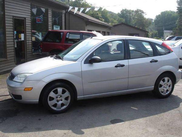 2006 Ford Focus ZX5 SE 4dr Hatchback CASH DEALS ON ALL CARS OR BYO... for sale in Lake Ariel, PA – photo 4