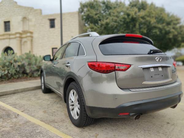 2016 INFINITY QX70 - cars & trucks - by dealer - vehicle automotive... for sale in San Antonio, TX – photo 12