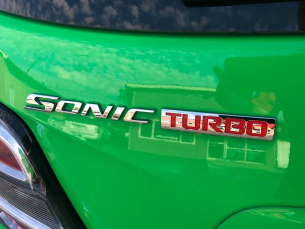 2017 Chevrolet Sonic 2LT 5-Door for sale in FAIRVIEW HEIGHTS, IL – photo 15