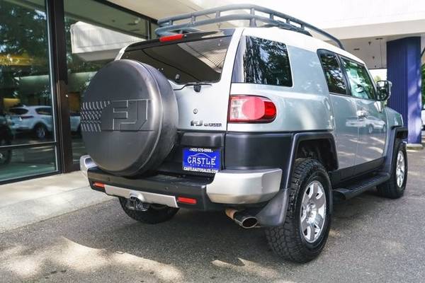 2007 Toyota FJ Cruiser 4x4 4WD Base SUV - - by dealer for sale in Lynnwood, OR – photo 8