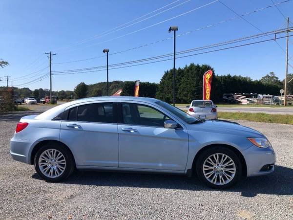*2012 Chrysler 200- I4* Clean Carfax, Heated Leather, Sunroof, Books... for sale in Dover, DE 19901, MD – photo 5