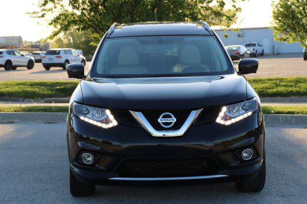 2016 NISSAN ROGUE SL AWD 43K MILES ONLY - - by for sale in Omaha, NE – photo 2