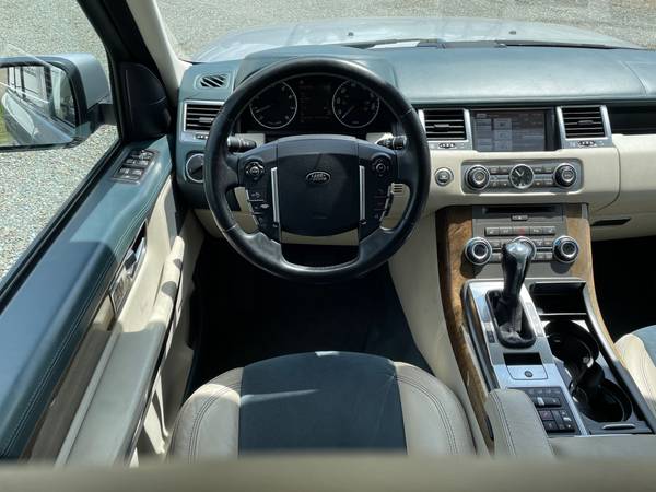 2012 Land Rover Range Rover HSE AWD, ROOF, NAVI, LOW MILES for sale in Mount Pocono, PA – photo 14
