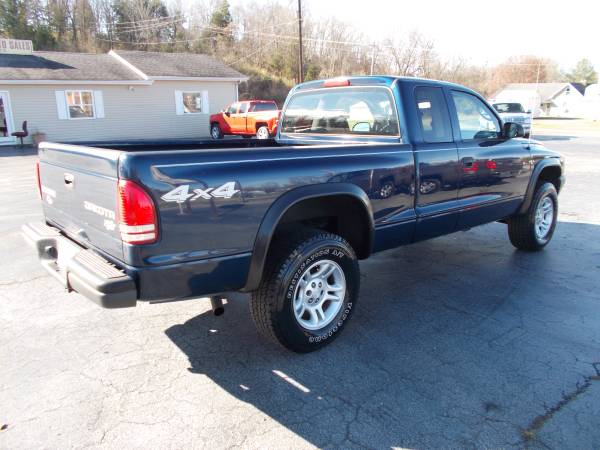 2003 Dodge Dakota Extended Cab 4x4 - cars & trucks - by dealer -... for sale in Columbia, KY – photo 5