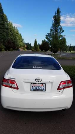 Clean Title 2011 Toyota Camry for sale in Vancouver, OR – photo 3