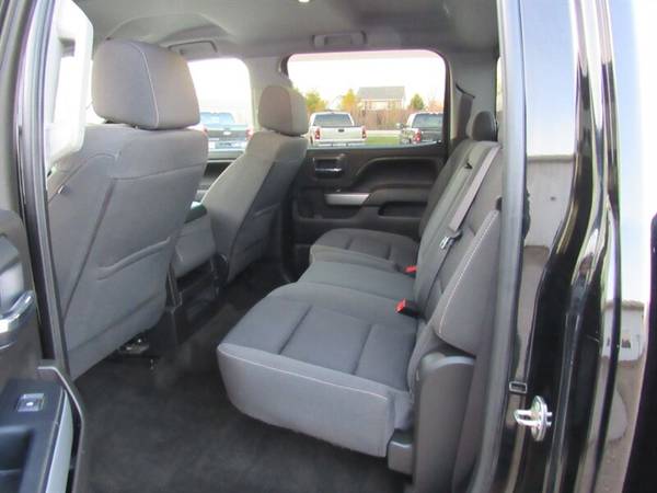 2016 Chevy Silverado 2500HD LT Crew Cab, 4x4, Vortec 6.0 V8! - cars... for sale in Appleton, WI – photo 18