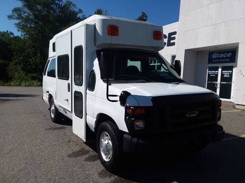 ✔ ☆☆ SALE ☛ FORD E350 WHEELCHAIR ACCESSIBLE HANDIDCAP VAN for sale in Athol, CT – photo 3