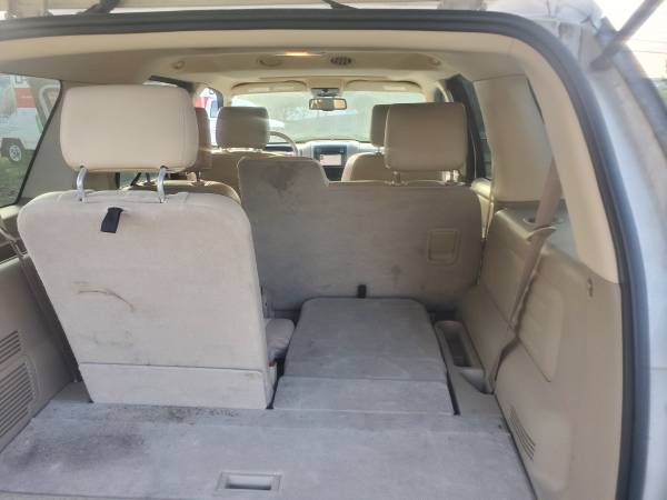 2008 Mercury Mountaneer Leather navigation third row seat sunroof -... for sale in Austin, TX – photo 19