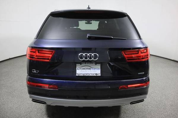 2017 Audi Q7, Ink Blue Metallic - cars & trucks - by dealer -... for sale in Wall, NJ – photo 4