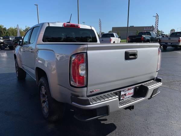 2015 GMC Canyon SLE Crew Cab 4WD - All Terrain Package! for sale in Oak Forest, IL – photo 5