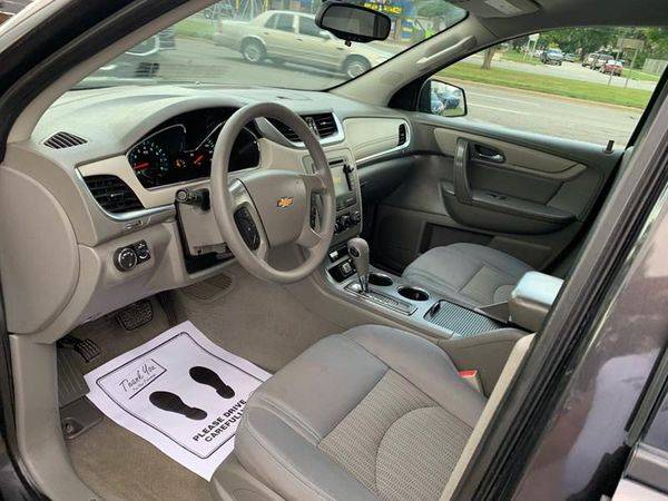 2015 Chevrolet Chevy Traverse LS 4dr SUV FREE CARFAX, 2YR WARRANTY... for sale in Detroit, MI – photo 23