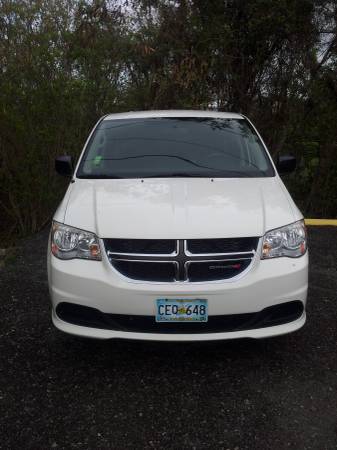 2013 Dodge Gran Caravan with stow and go seating for sale in Other, Other – photo 2