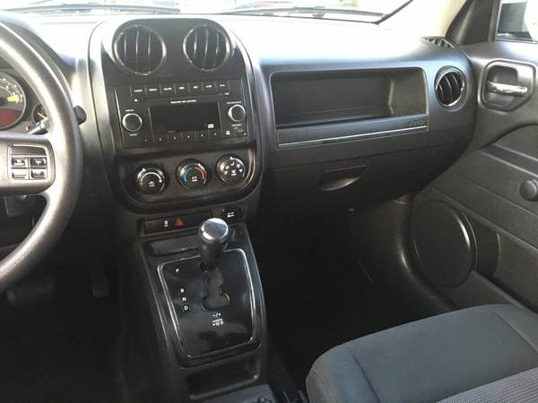 2014 *Jeep* *Patriot* *FWD 4dr Altitude* Black Clear for sale in McHenry, IL – photo 16