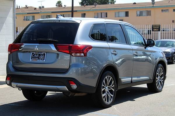 2018 MITSUBISHI OUTLANDER SE **$0 - $500 DOWN. *BAD CREDIT 1ST TIME... for sale in North Hollywood, CA – photo 5