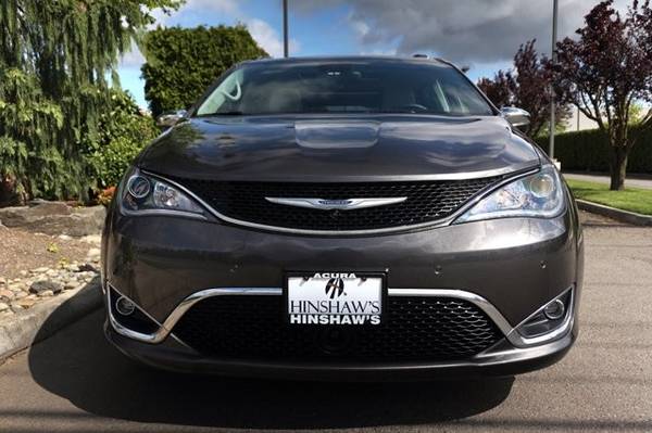 2018 Chrysler Pacifica Limited - - by dealer - vehicle for sale in Fife, WA – photo 3