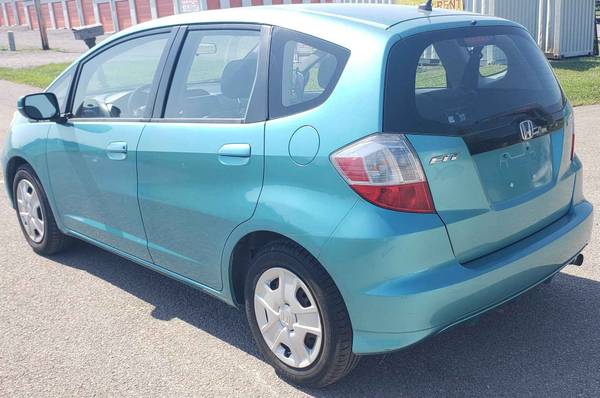 2012 Honda Fit w/59k: 1.5l, 5-spd manual, 27/33mpg, new tires! for sale in Alvaton, KY – photo 3