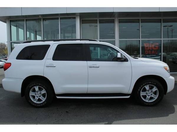 2008 Toyota Sequoia SUV Limited - Toyota White - - by for sale in Green Bay, WI – photo 3