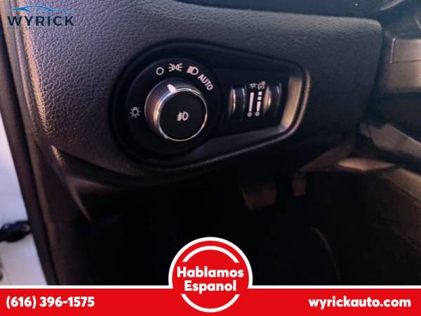 2015 Jeep Renegade 4WD 4dr Latitude - cars & trucks - by dealer -... for sale in Holland , MI – photo 22
