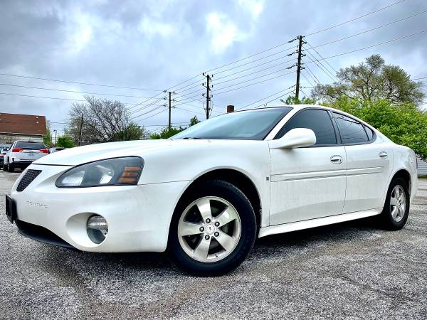 2006 Pontiac Grand Prix 3 8L - - by dealer - vehicle for sale in Indianapolis, IN – photo 2