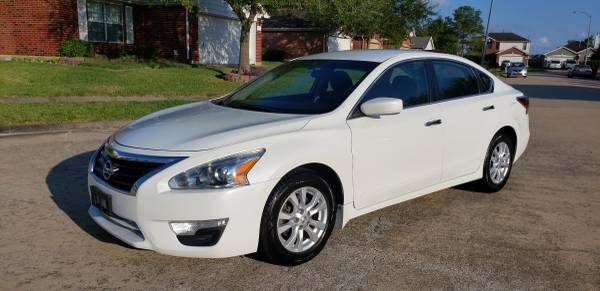2014 nissan altima super clean EXELENT CONDITION for sale in Houston, TX