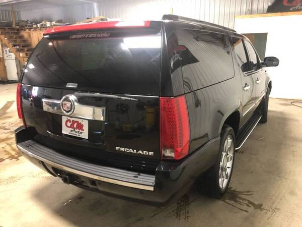 2007 Cadillac Escalade ESV AWD 4dr SUV for sale in Worthing, SD – photo 6