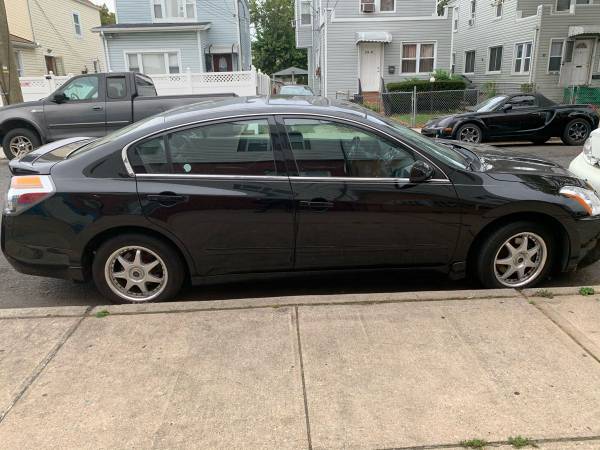 Low mileage 2012 Black Nissan Altima for sale in Saint albans, NY – photo 2