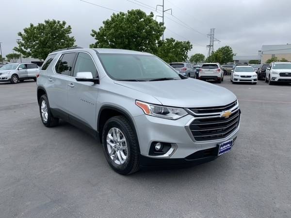 2019 Chevrolet Traverse LT Cloth w/1LT - - by dealer for sale in Georgetown, TX – photo 6