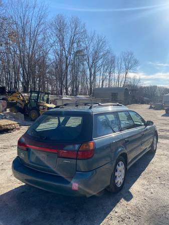 2002 Subaru Legacy wagon Limited 4D - cars & trucks - by owner -... for sale in Danbury, NY – photo 8