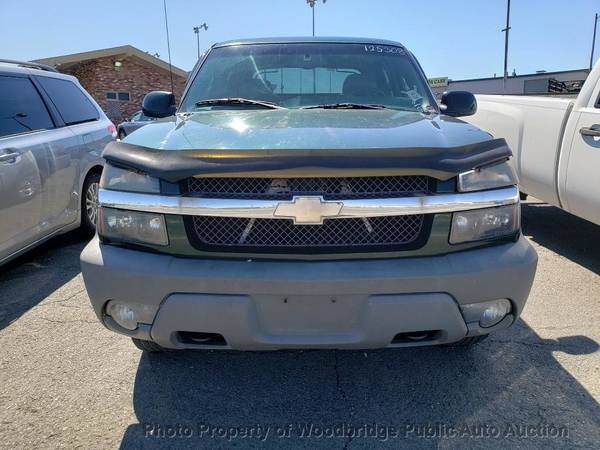 2002 Chevrolet Avalanche 1500 5dr Crew Cab 130 WB - cars & for sale in Woodbridge, District Of Columbia – photo 2