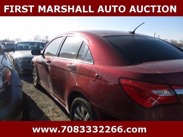 2014 Chrysler 200 Touring - Auction Pricing - - by for sale in Harvey, IL – photo 3